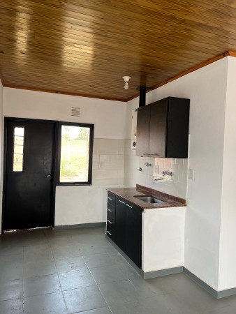 CASA EN VENTA BARRIO ITAEMBE GUAZU