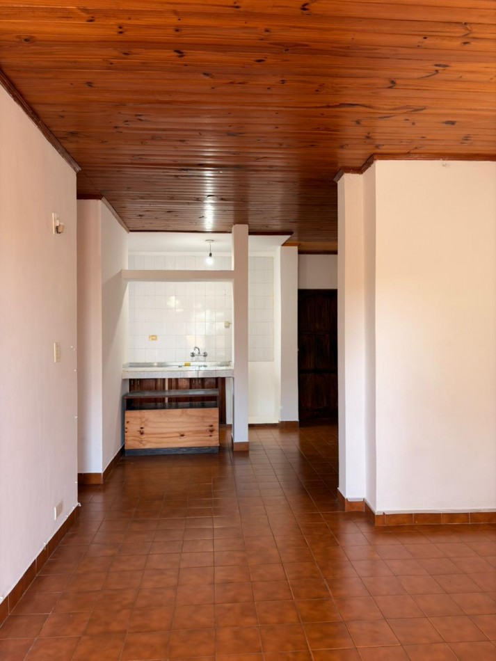 ALQUILER Departamento en Pedernera y R. Gonzalez